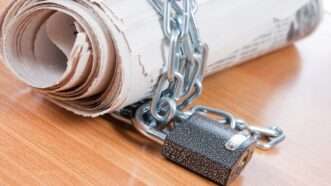 Locked up newspaper | Vladimir Voronin / Dreamstime.com
